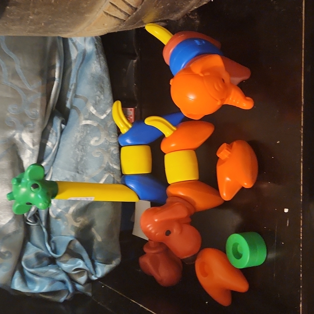 Vintage tupperware animal creating toys zoo-it-yourself with extra pieces